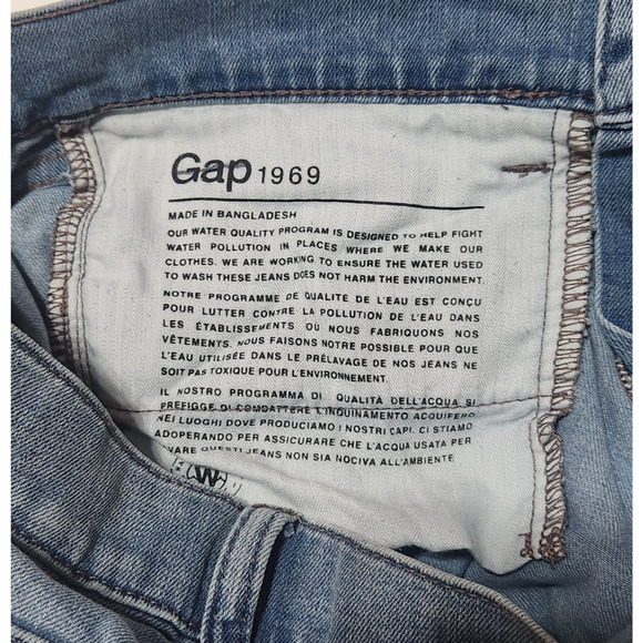 Gap 1969 Girlfriend Jeans Women's Size 26r (27 inseam) Medium Blue Denim - Picture 8 of 8